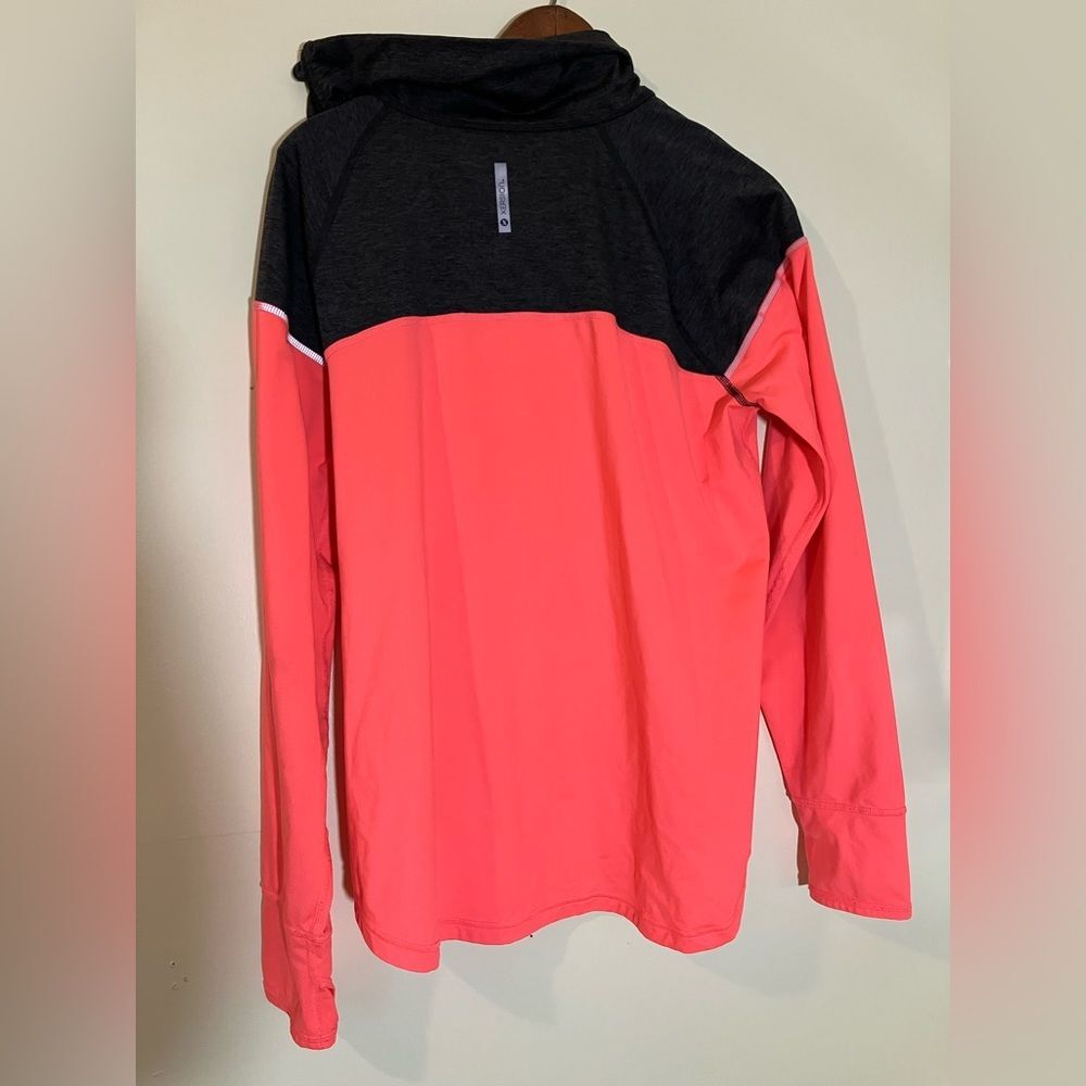 Xersion, pink and gray pullover, offset zipper, size XL, excellent condition - Picture 3 of 6